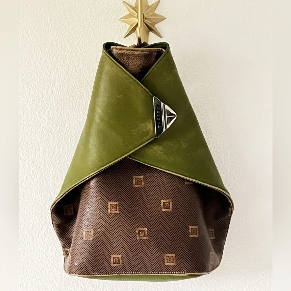 Texier France Leather Retro Avocado Green and Brown Envelope Style Backpack RARE - Picture 1 of 15
